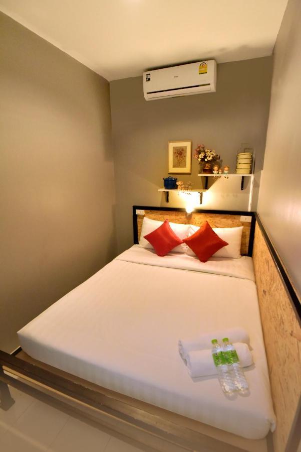Ok Chic Phuket Hostel Экстерьер фото