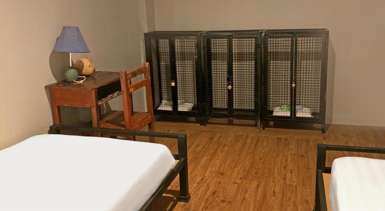 Ok Chic Phuket Hostel Экстерьер фото